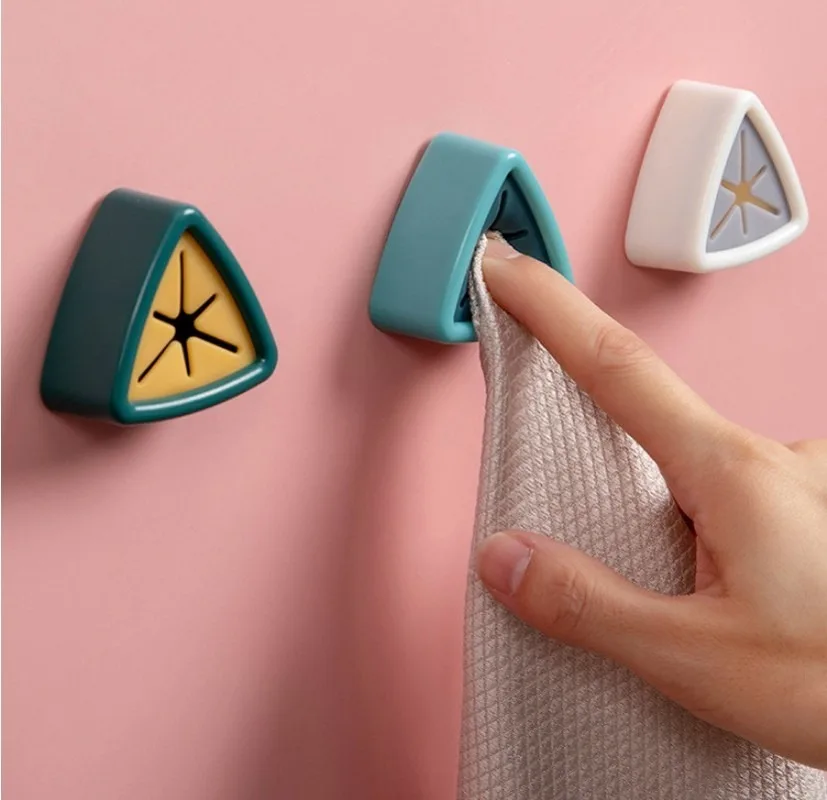 Bathroom towel clip organizer