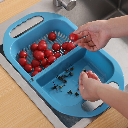 Foldable kitchen drain basket with handle for washing fruits and vegetables