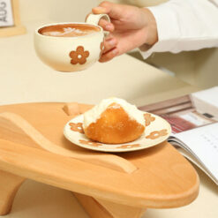 Creative solid wood tabletop storage rack with detachable design and artistic styling